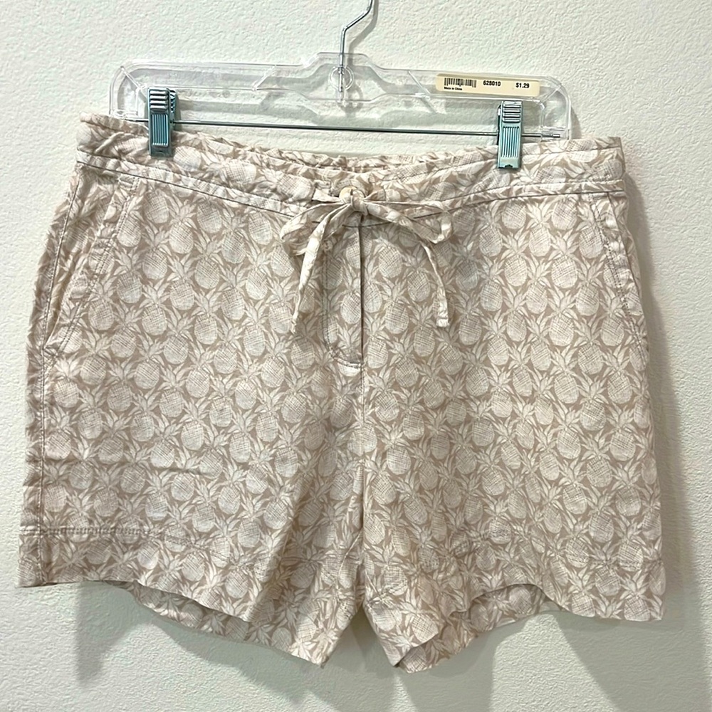 Tommy Bahama Fineapple Linen Printed Shorts Khaki Sand - Size M. NWT